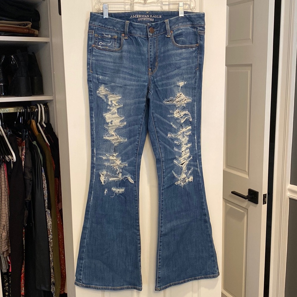 AE flare ripped jeans